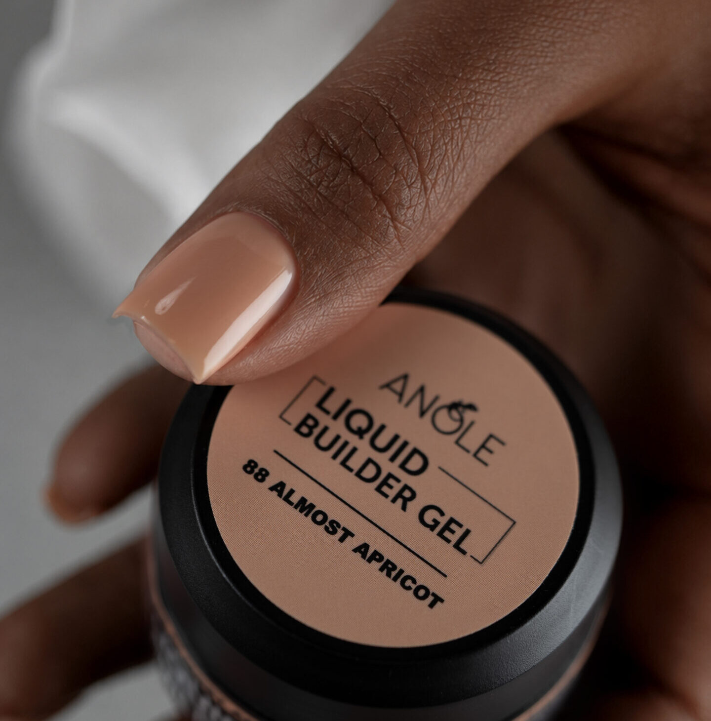 Liquid Builder Gel 88 Almost Apricot | ANOLE - Afbeelding 2